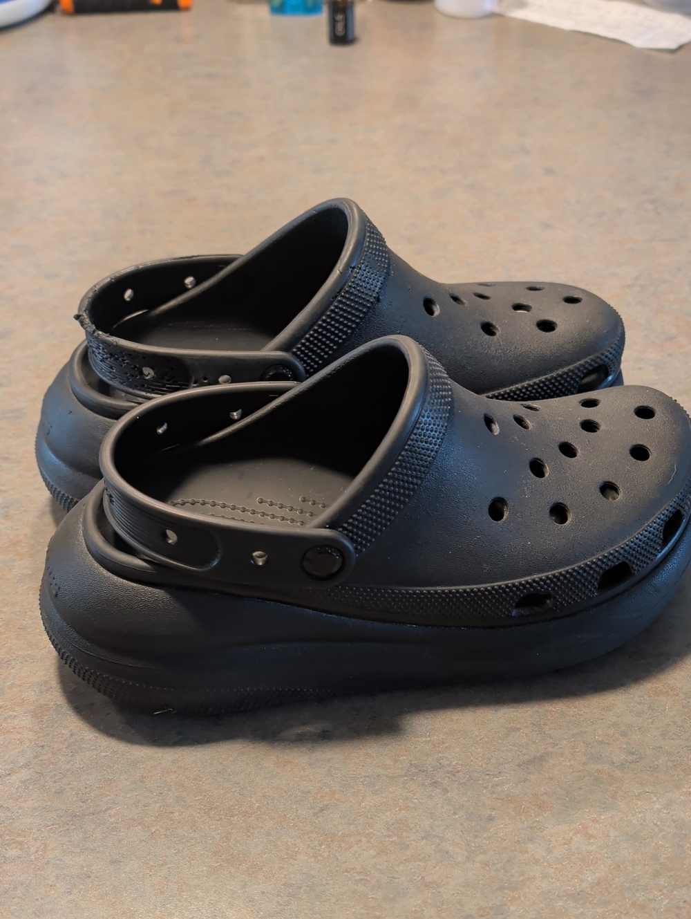 Crocs Classic Crush Clog Black Slip On Platform Unisex-Adult M7 W9